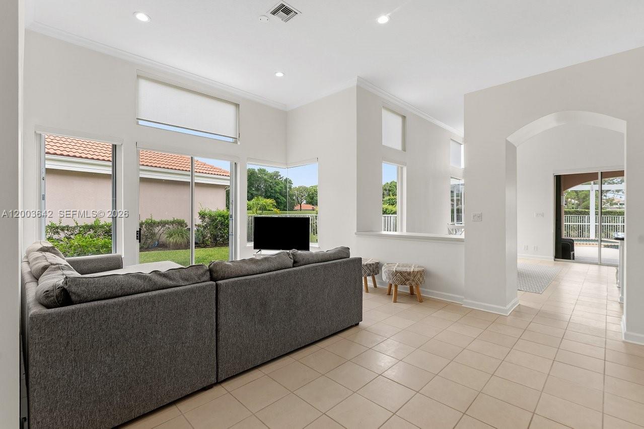 EAGLETON COVE - Residential