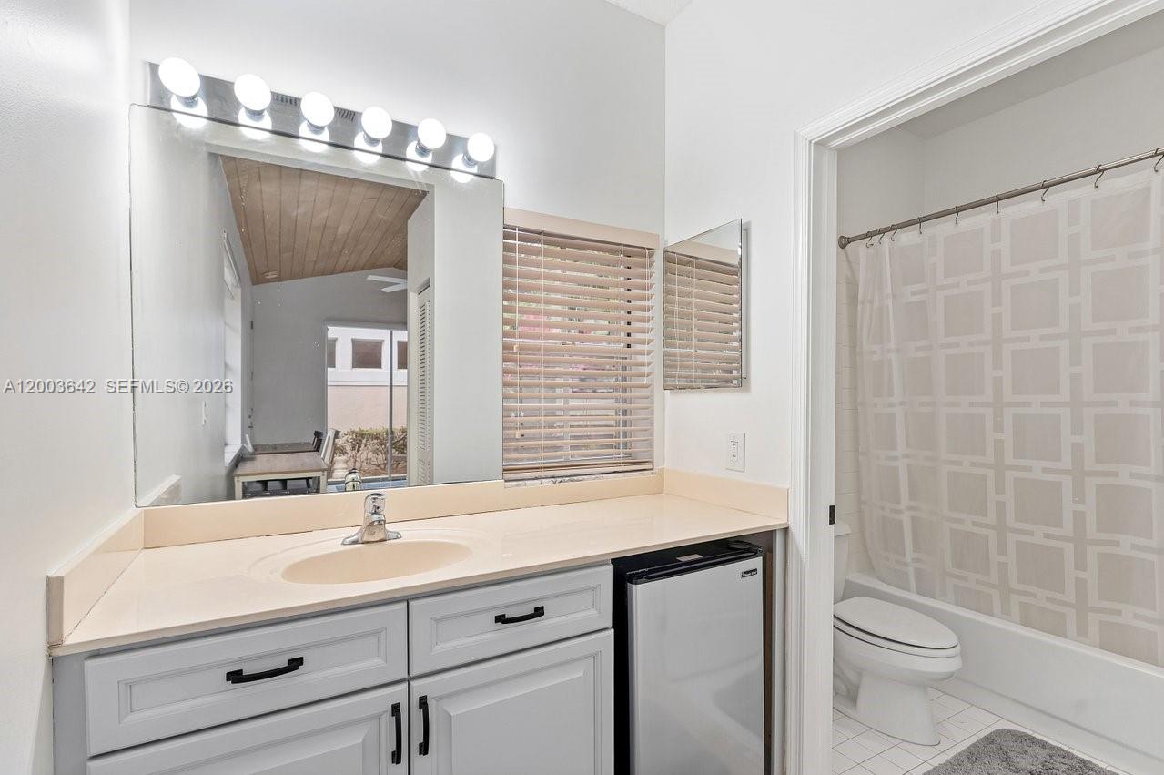 EAGLETON COVE - Residential