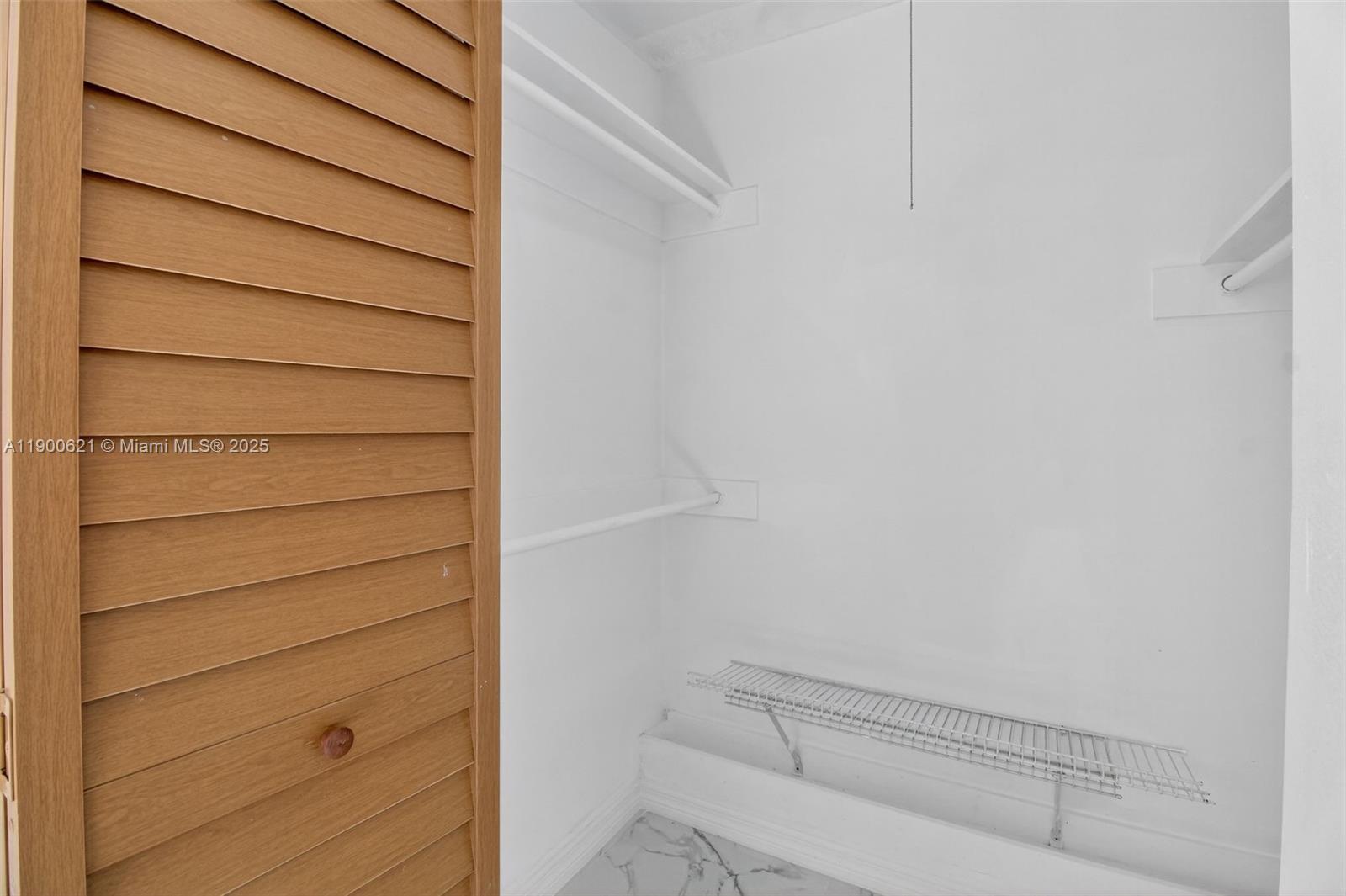 FAIRWAY ESTATES SEC SIX - Residential