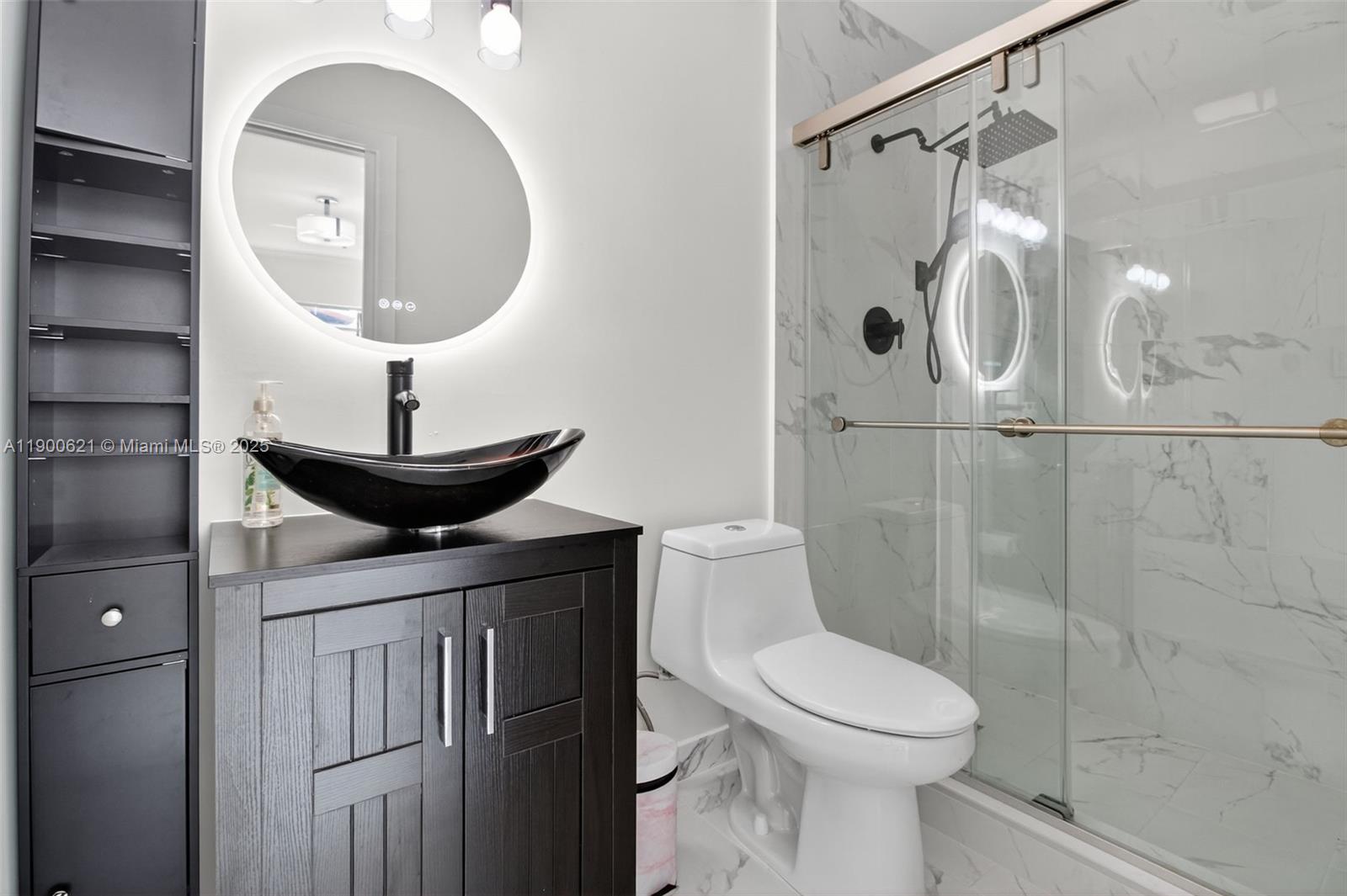 FAIRWAY ESTATES SEC SIX - Residential