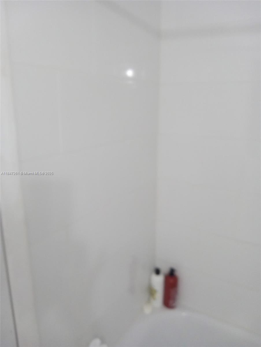 HILLCREST EAST NO 27 COND - Residential