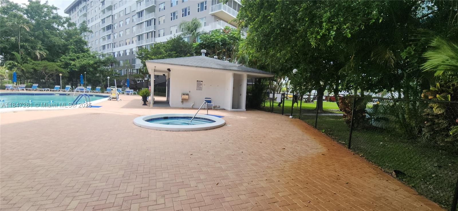 HILLCREST EAST NO 27 COND - Residential