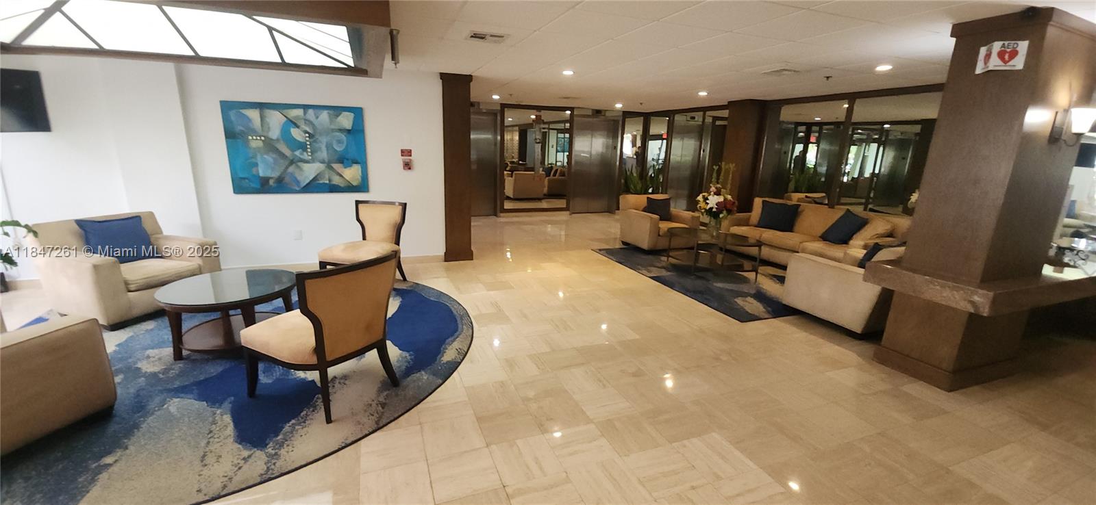 HILLCREST EAST NO 27 COND - Residential