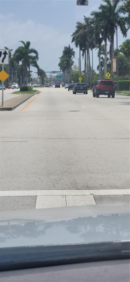 HILLCREST EAST NO 27 COND - Residential