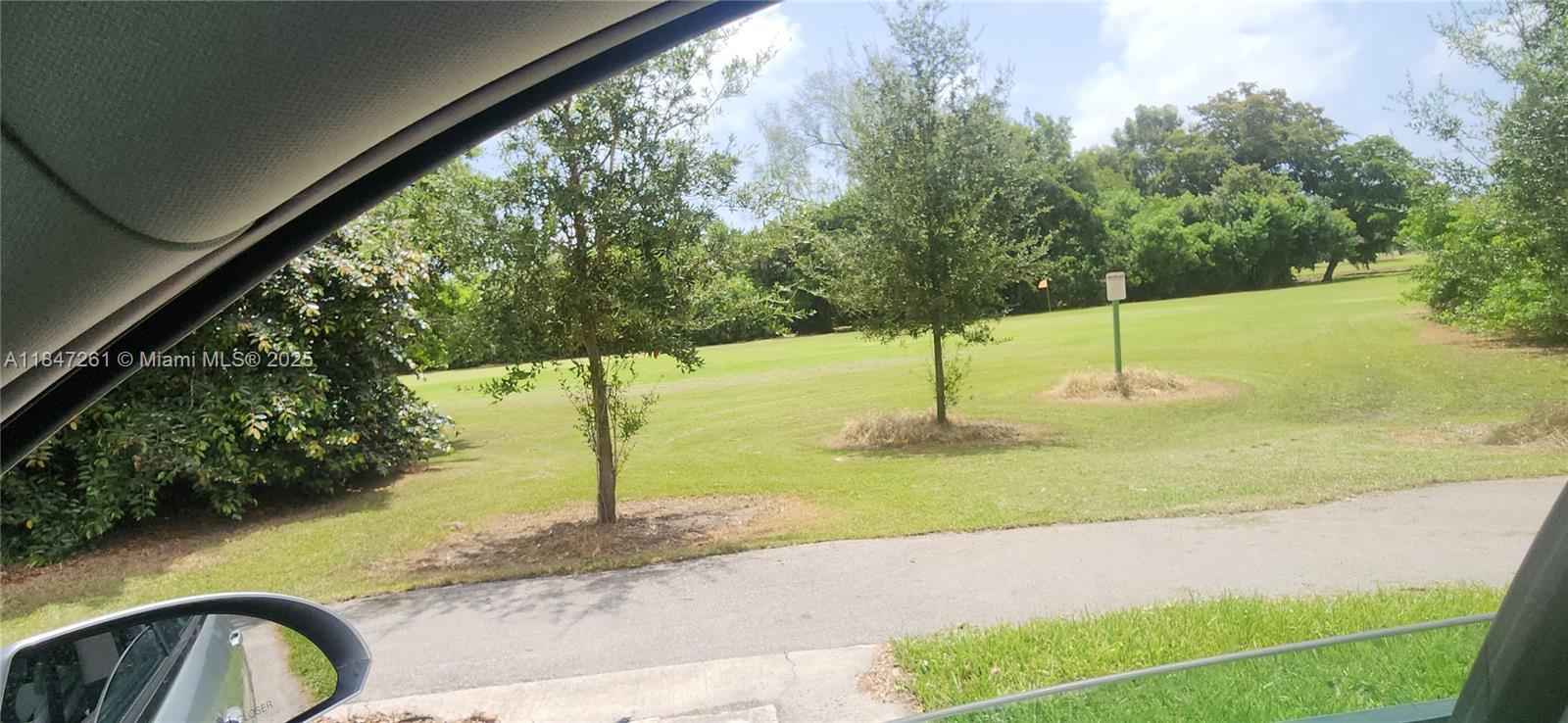 HILLCREST EAST NO 27 COND - Residential