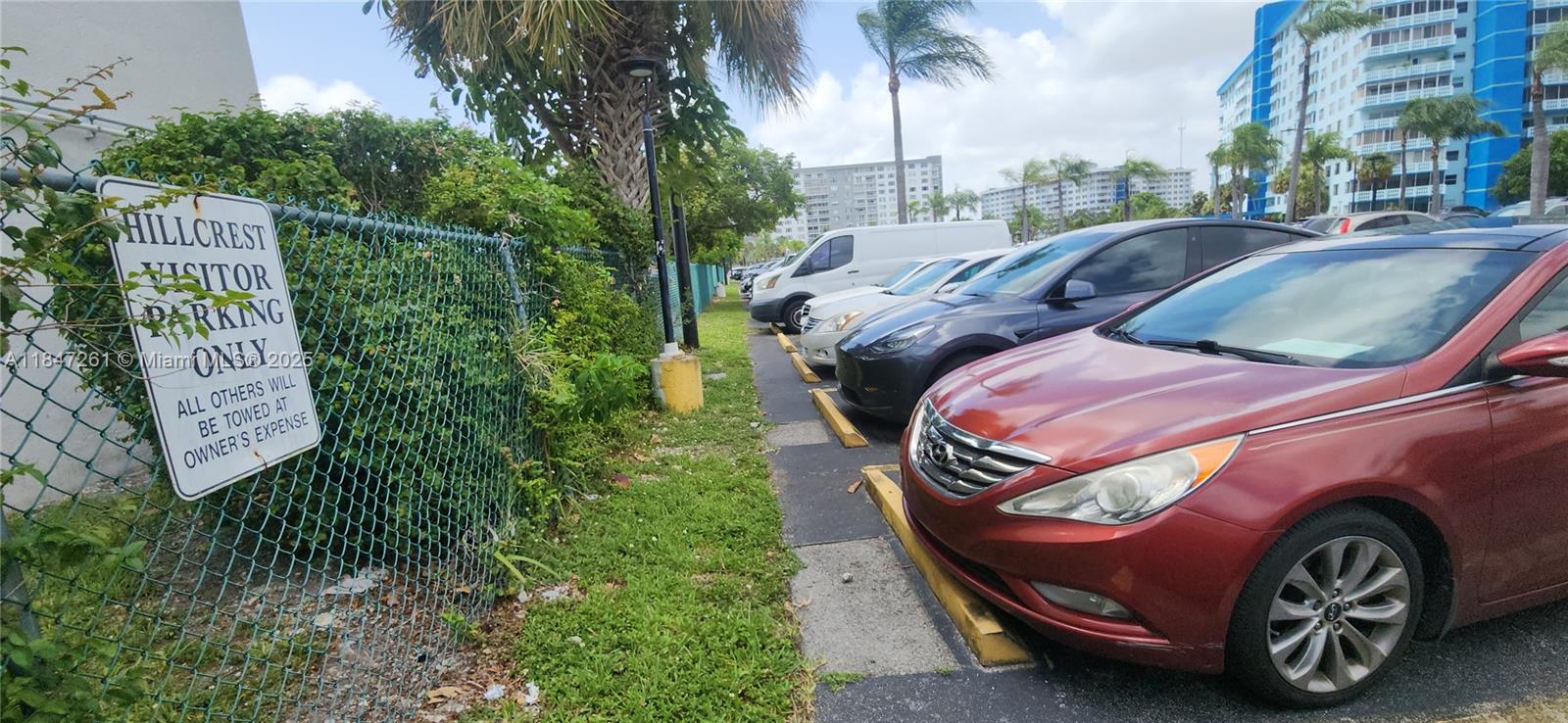 HILLCREST EAST NO 27 COND - Residential