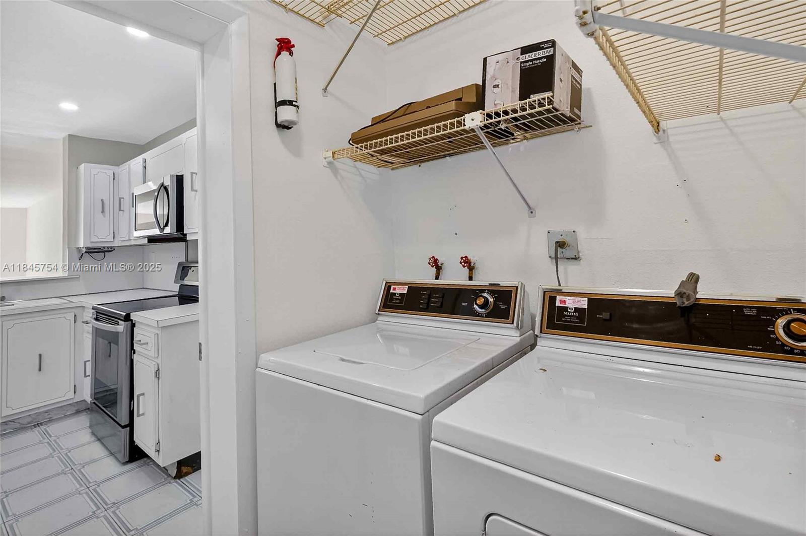 TARACOMA TOWNHOMES CONDO - Residential