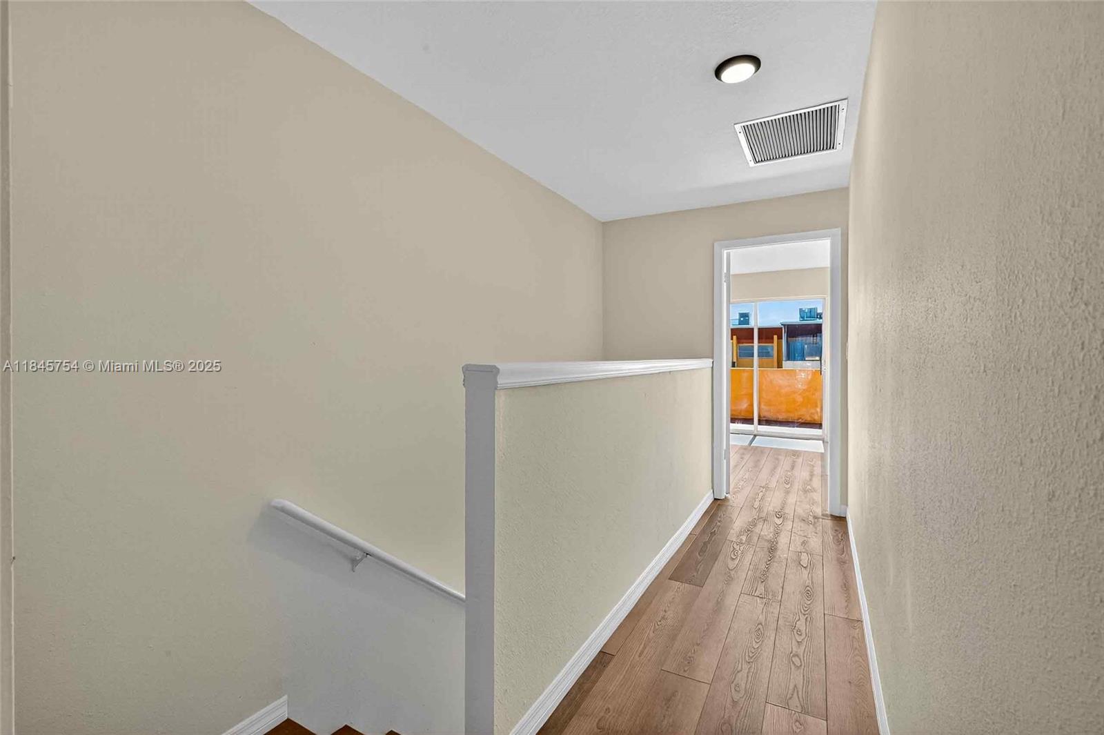 TARACOMA TOWNHOMES CONDO - Residential