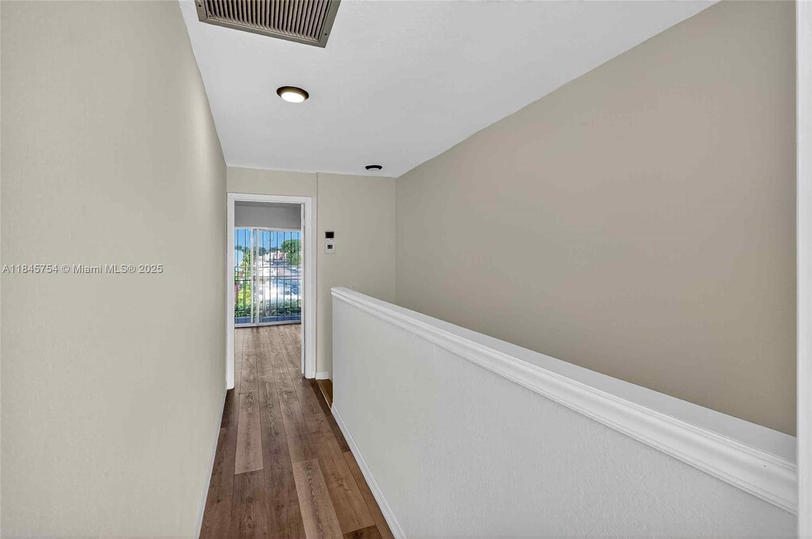 TARACOMA TOWNHOMES CONDO - Residential