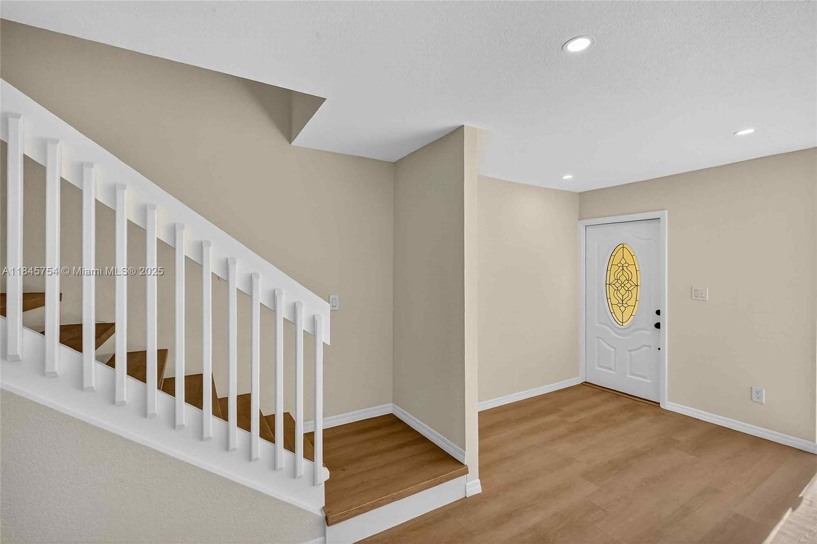 TARACOMA TOWNHOMES CONDO - Residential