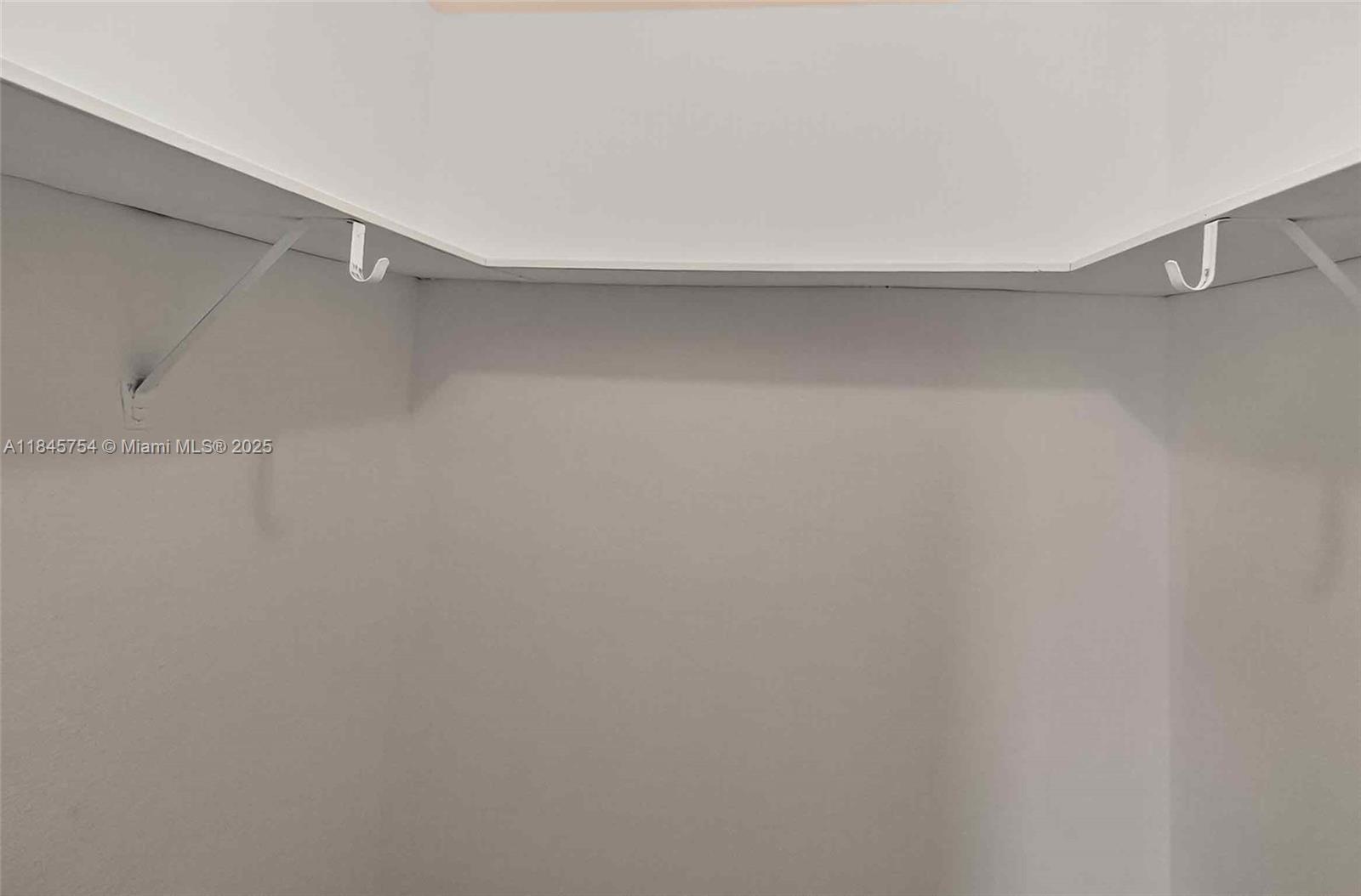 TARACOMA TOWNHOMES CONDO - Residential