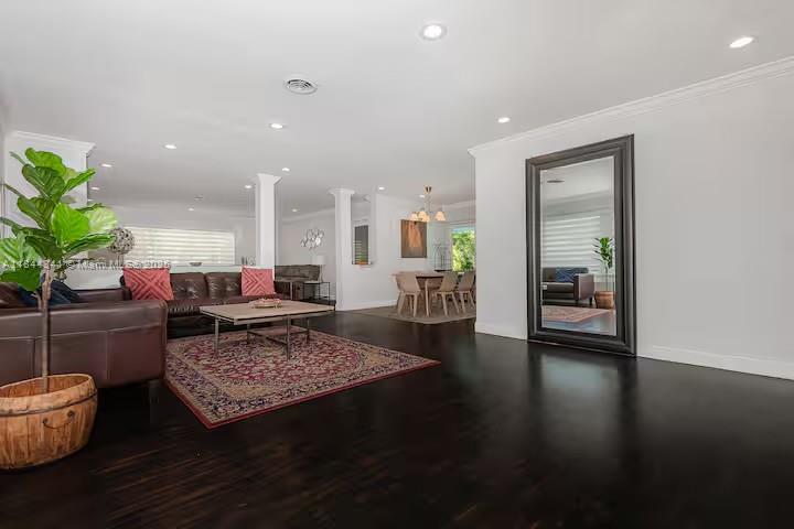 GARDEN ESTATES - Residential