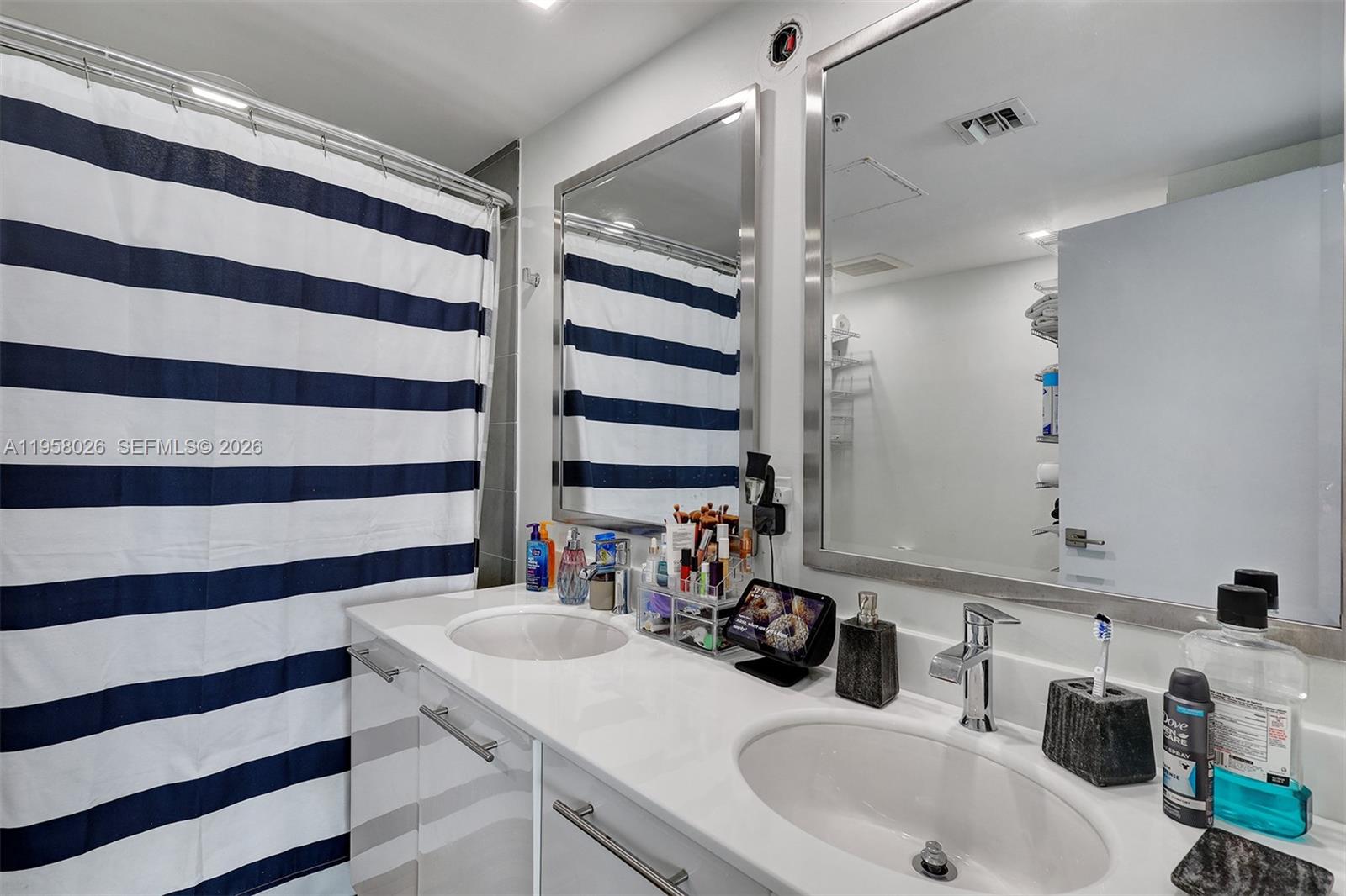 MINT CONDO - Residential Lease