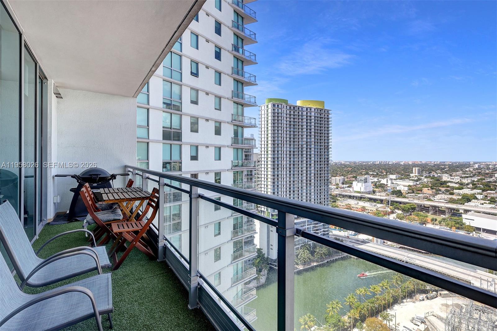 MINT CONDO - Residential Lease