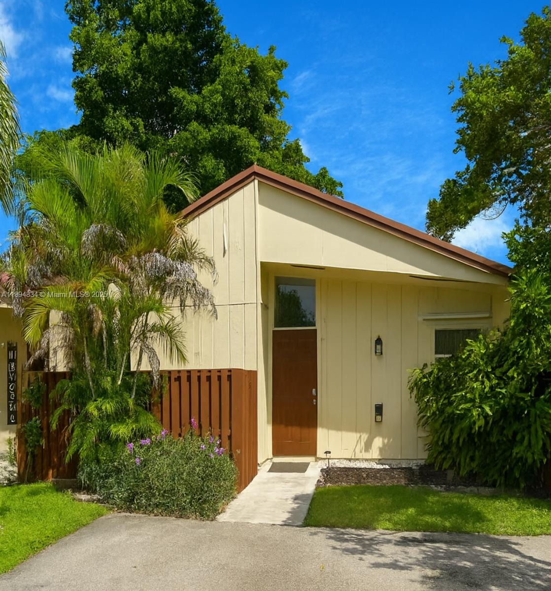 TIMBERWALK SEC 1 - Residential Lease