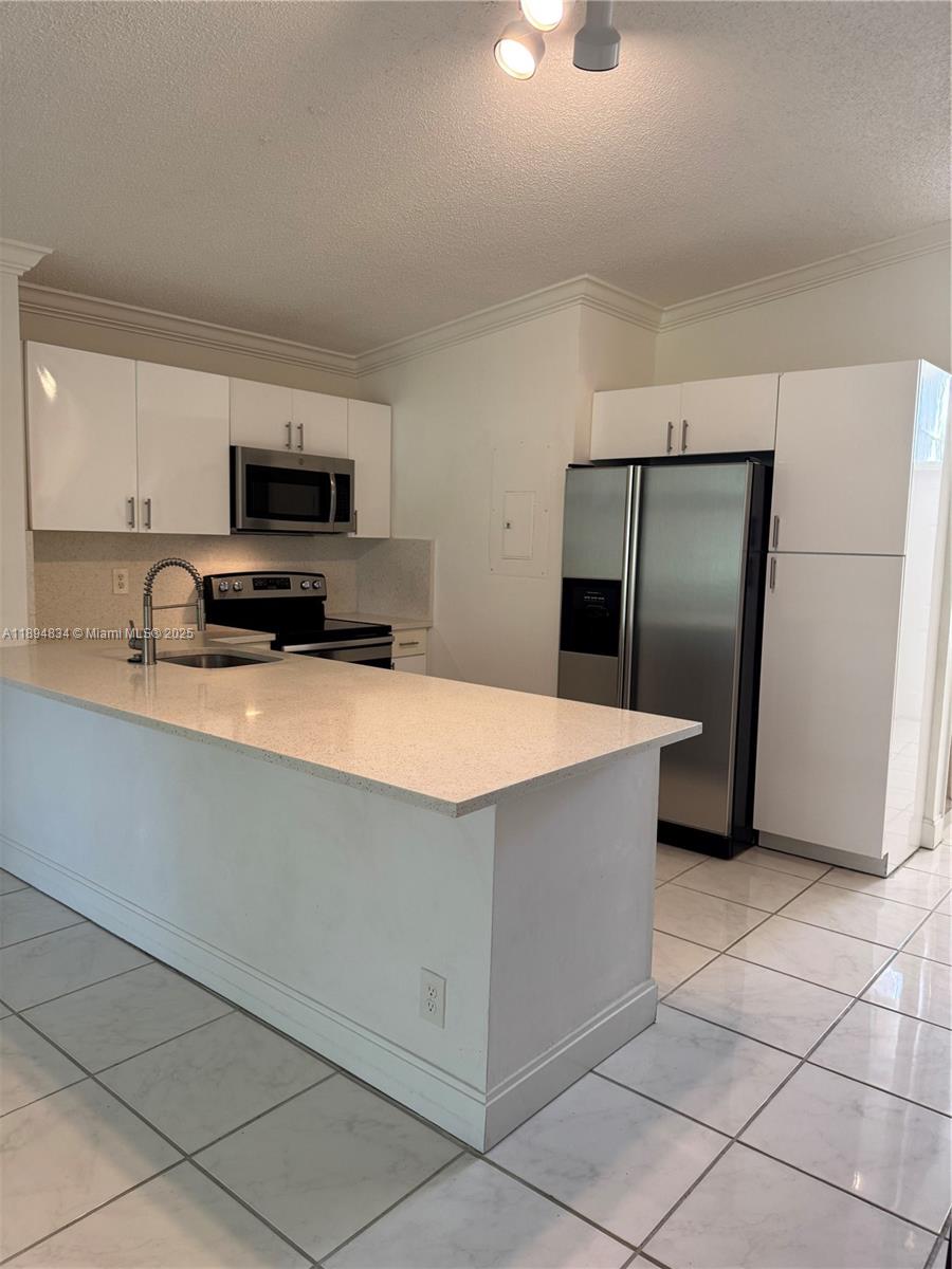 TIMBERWALK SEC 1 - Residential Lease