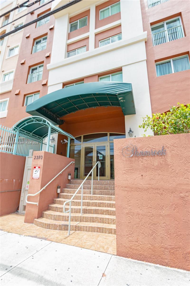 SHAMROCK BY THE GABLES CO - Residential