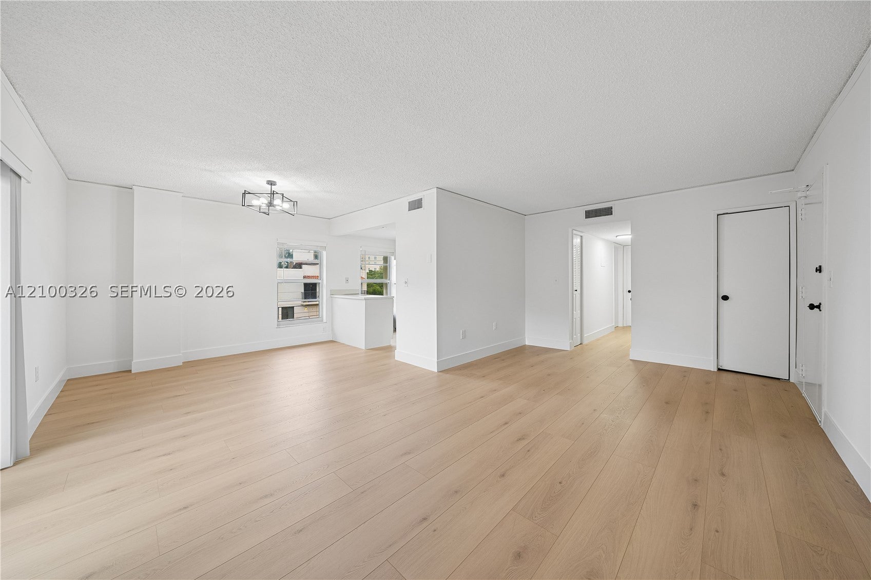 110 Salamanca Ave 402