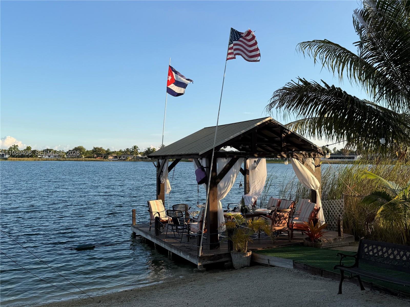 LAKE MARKS AT WESTWIND - Residential