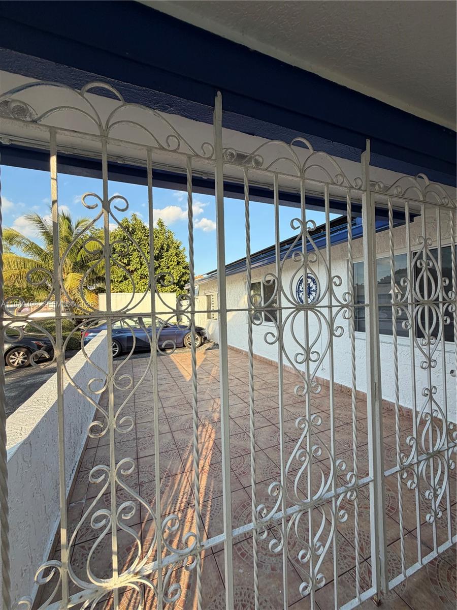 LAKE MARKS AT WESTWIND - Residential