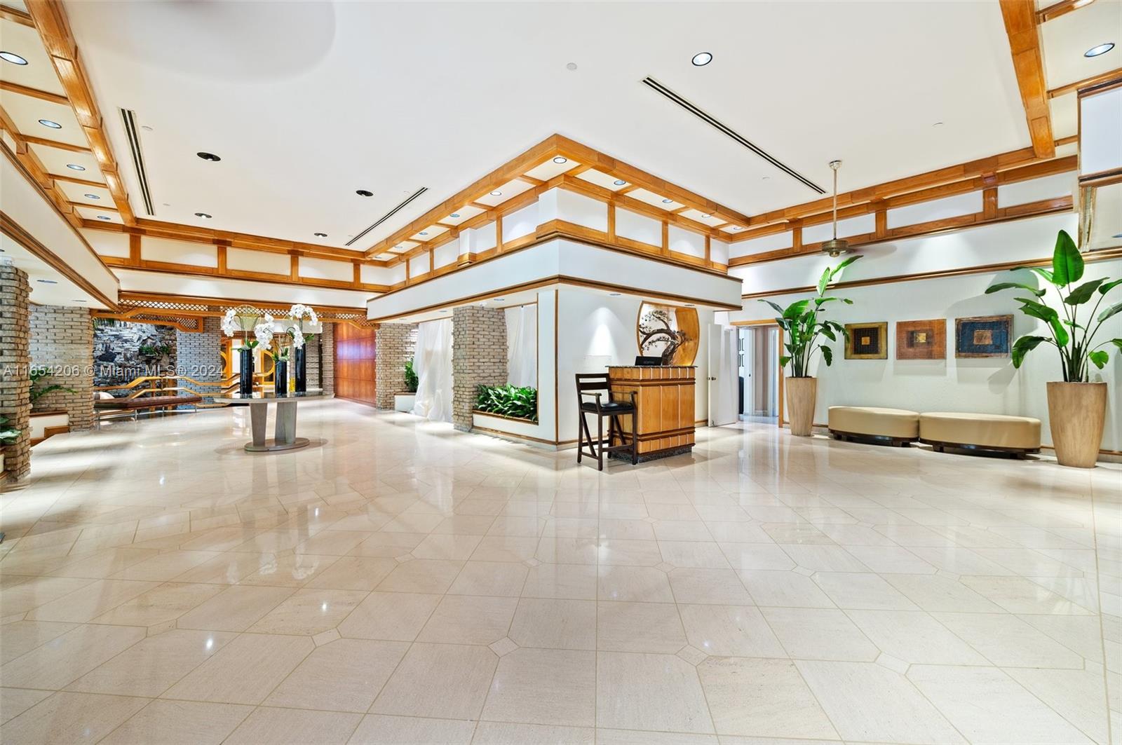 GROVE ISLE CONDO - Residential