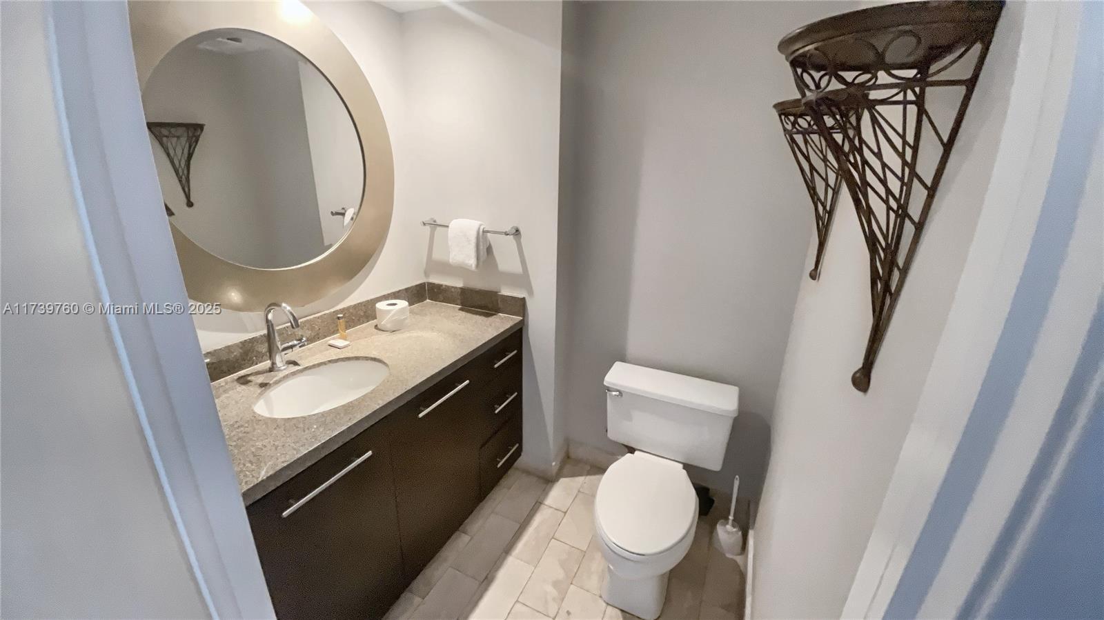 1717 N Bayshore Dr B-4157