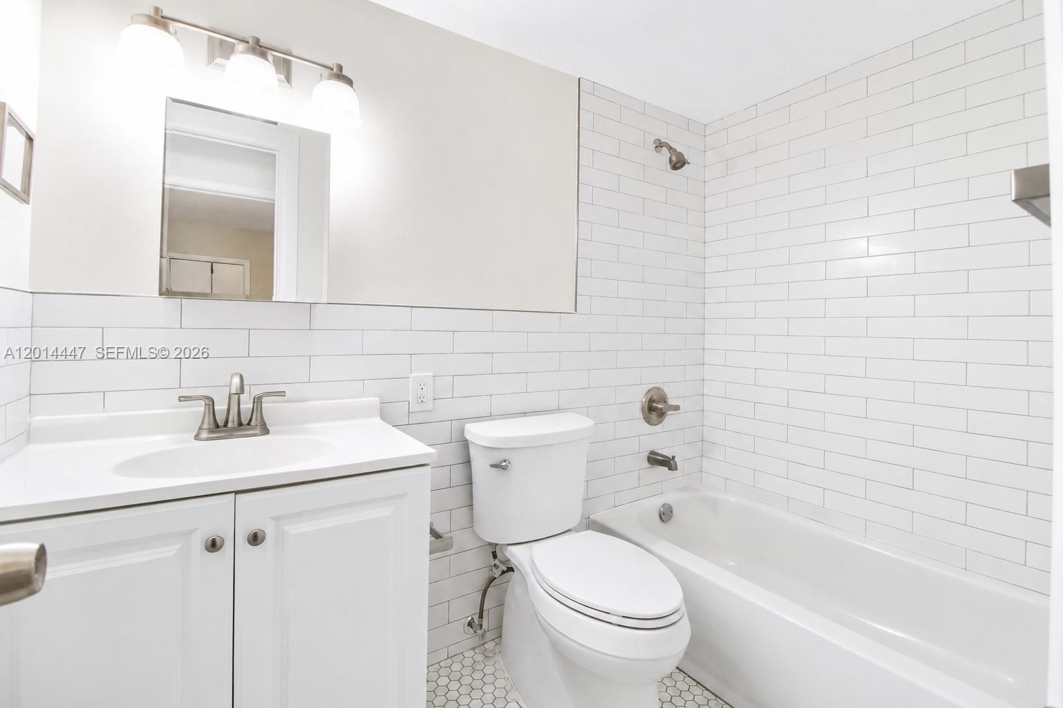 GATEWAY ARMS CONDO - Residential