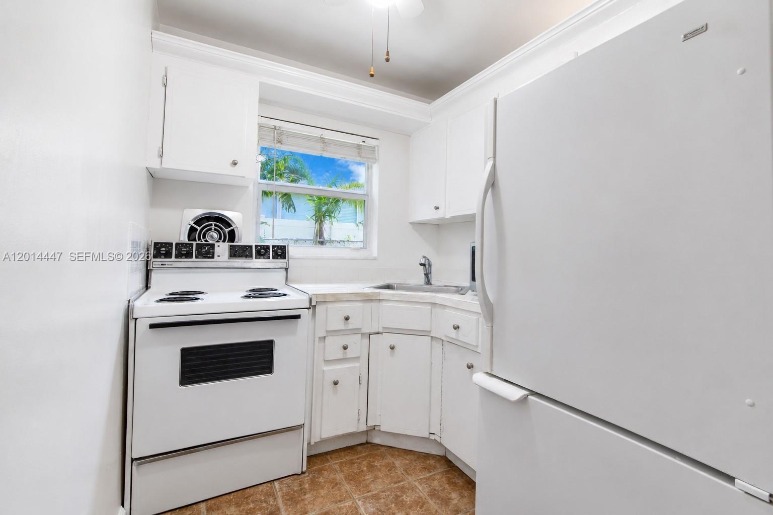 GATEWAY ARMS CONDO - Residential
