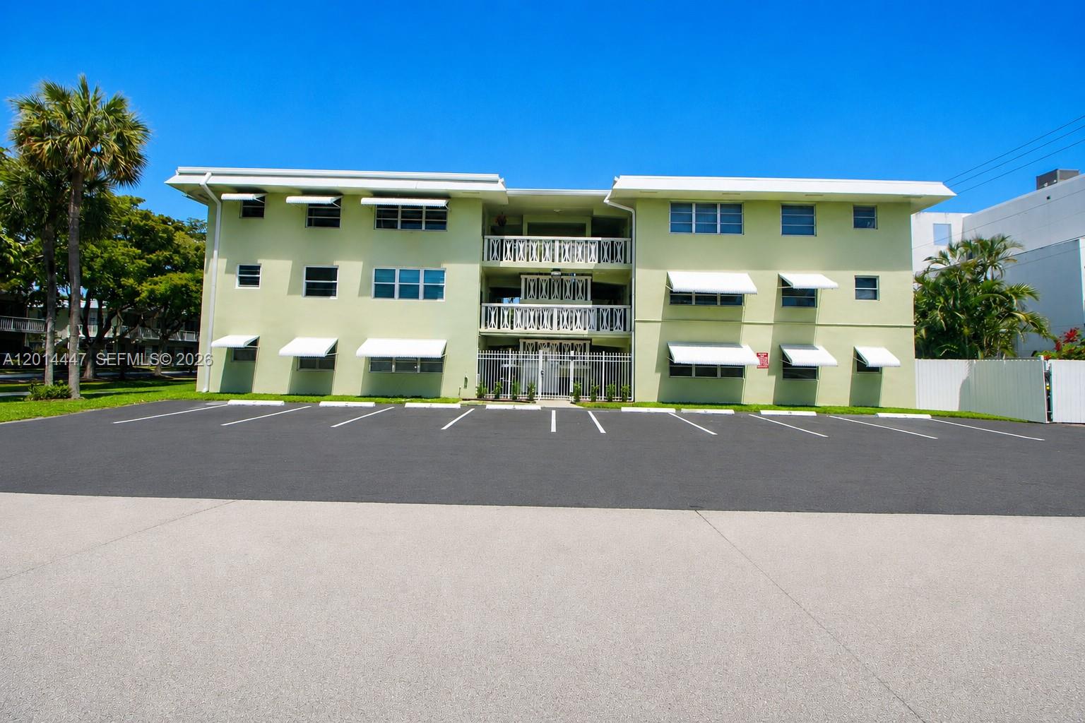 GATEWAY ARMS CONDO - Residential