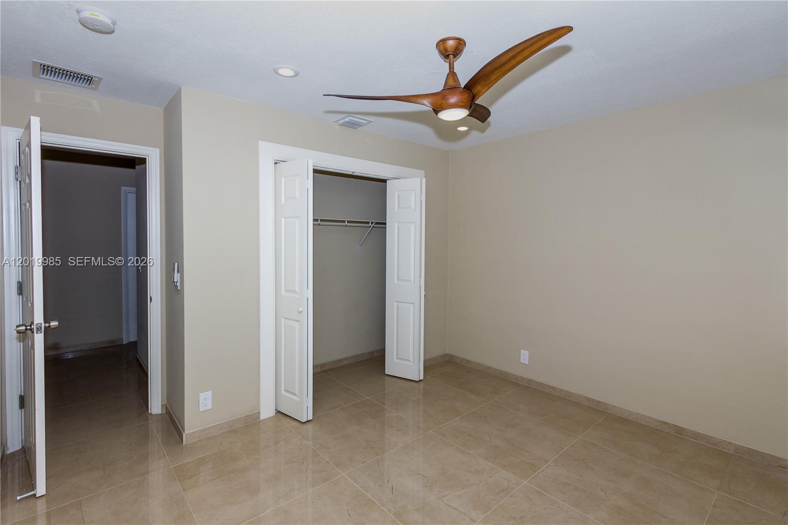 BONAVENTURE LAKES - Residential