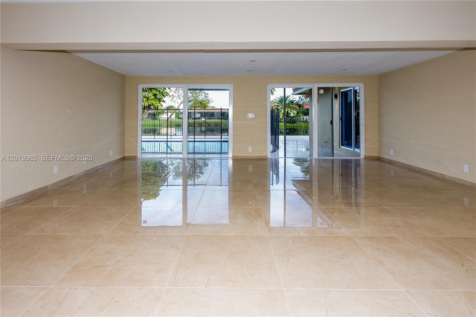 BONAVENTURE LAKES - Residential