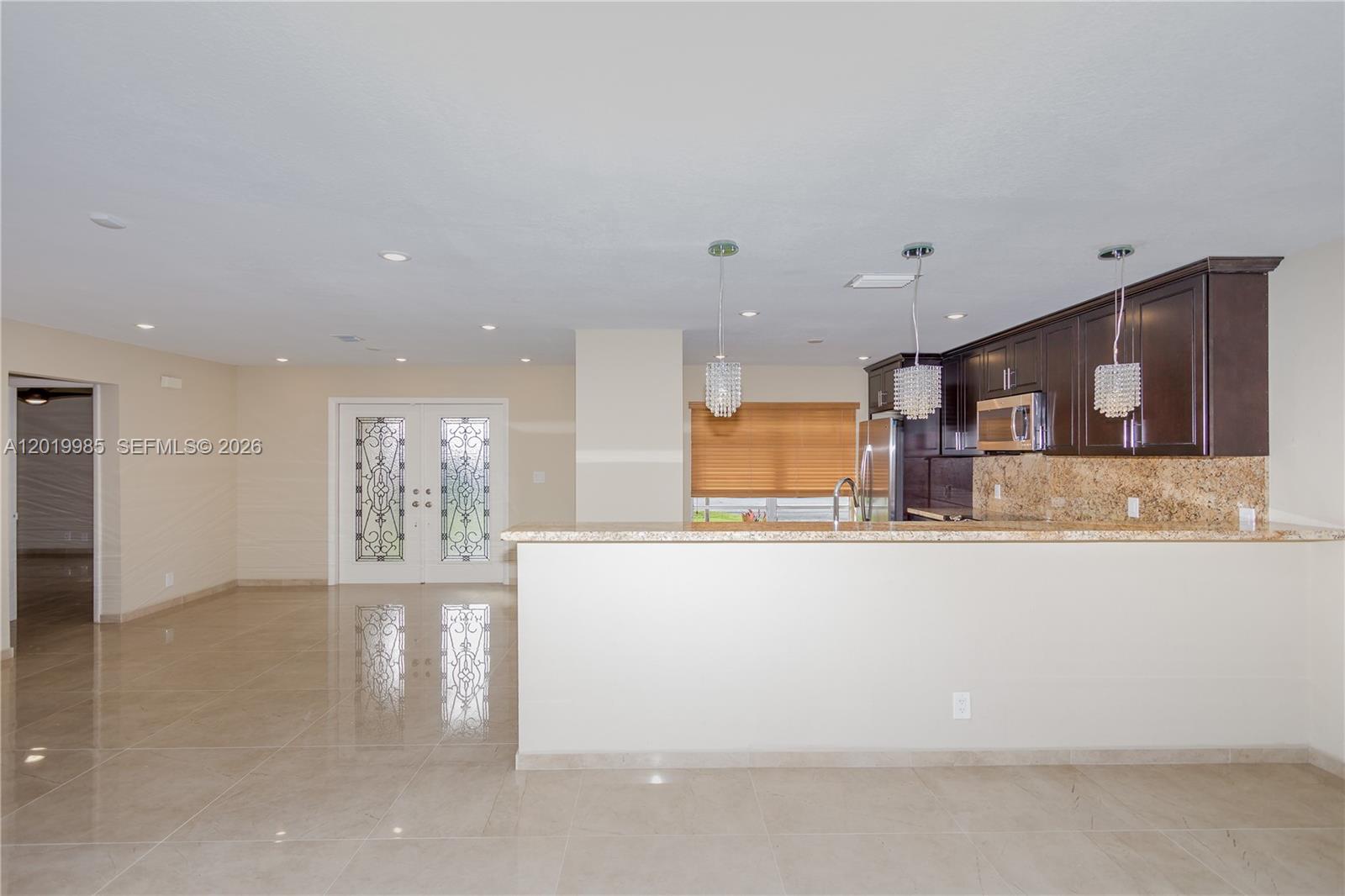 BONAVENTURE LAKES - Residential