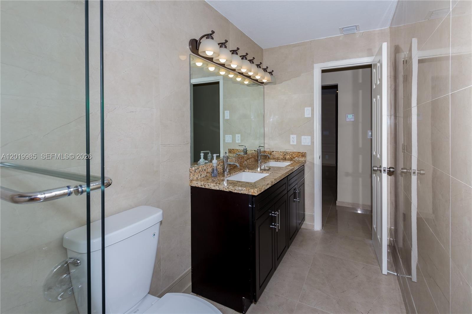 BONAVENTURE LAKES - Residential