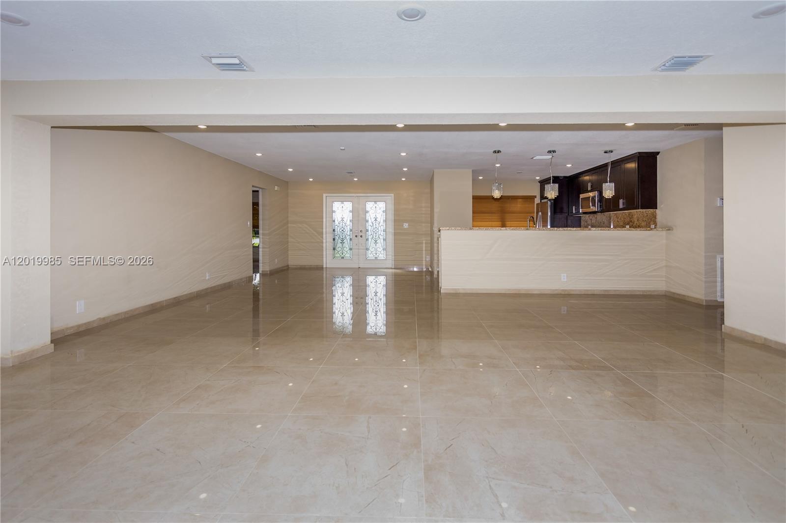 BONAVENTURE LAKES - Residential