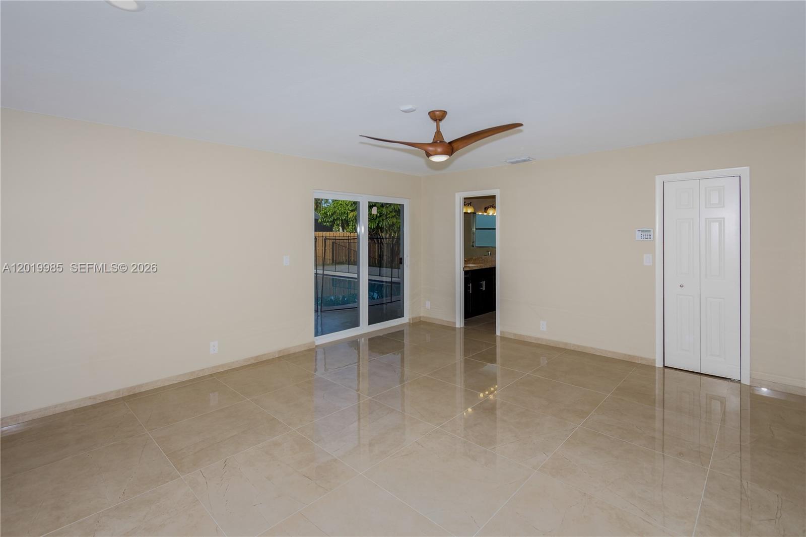 BONAVENTURE LAKES - Residential