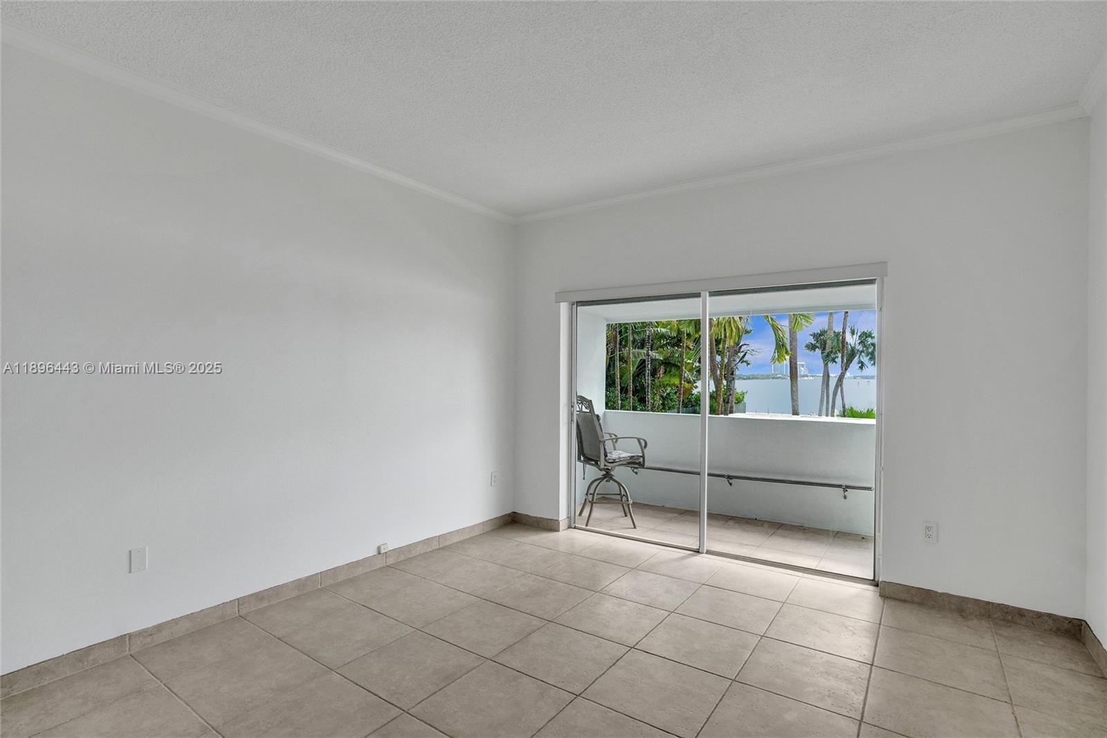 ARLEN HOUSE WEST CONDO - Residential