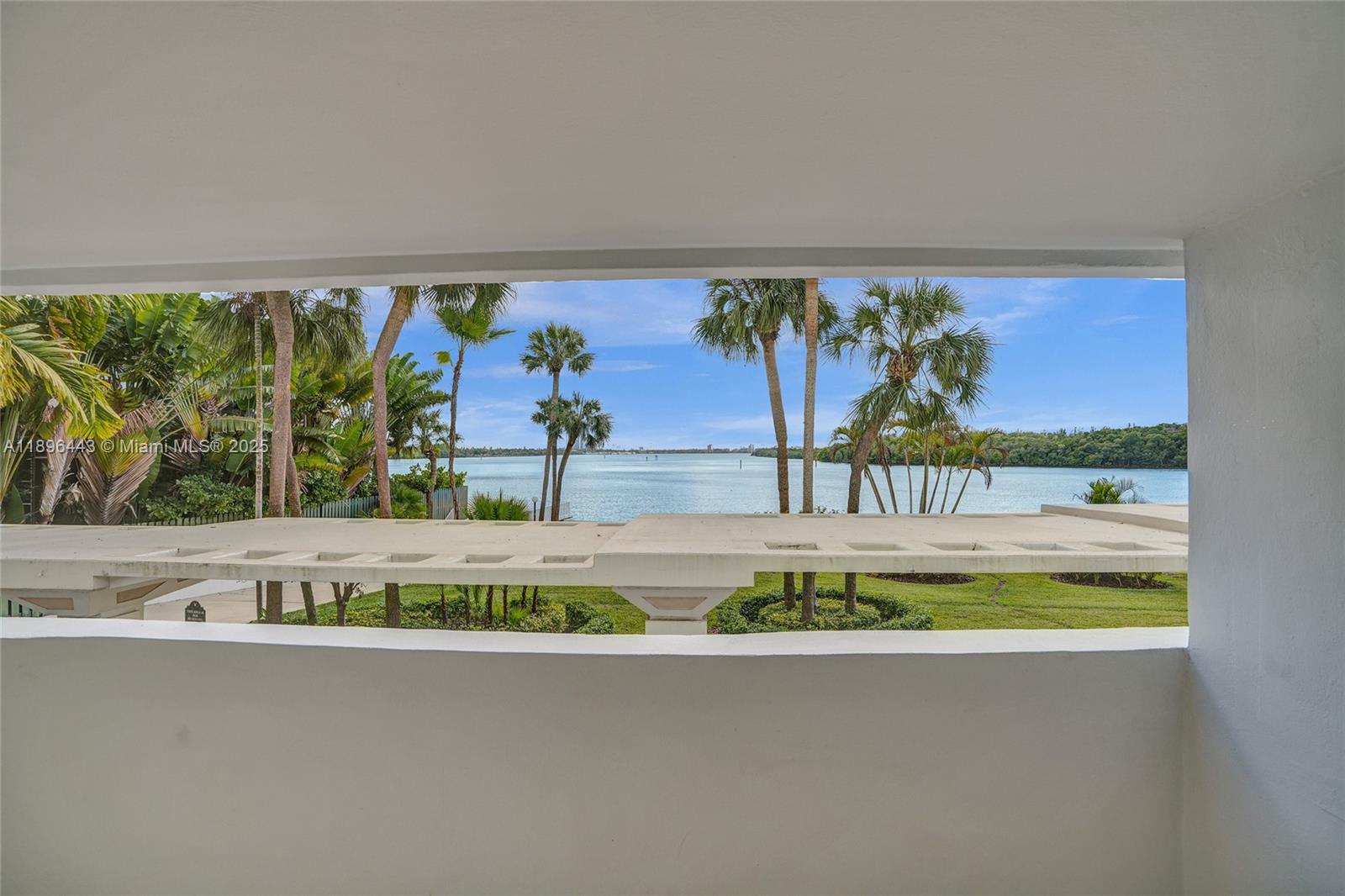 ARLEN HOUSE WEST CONDO - Residential