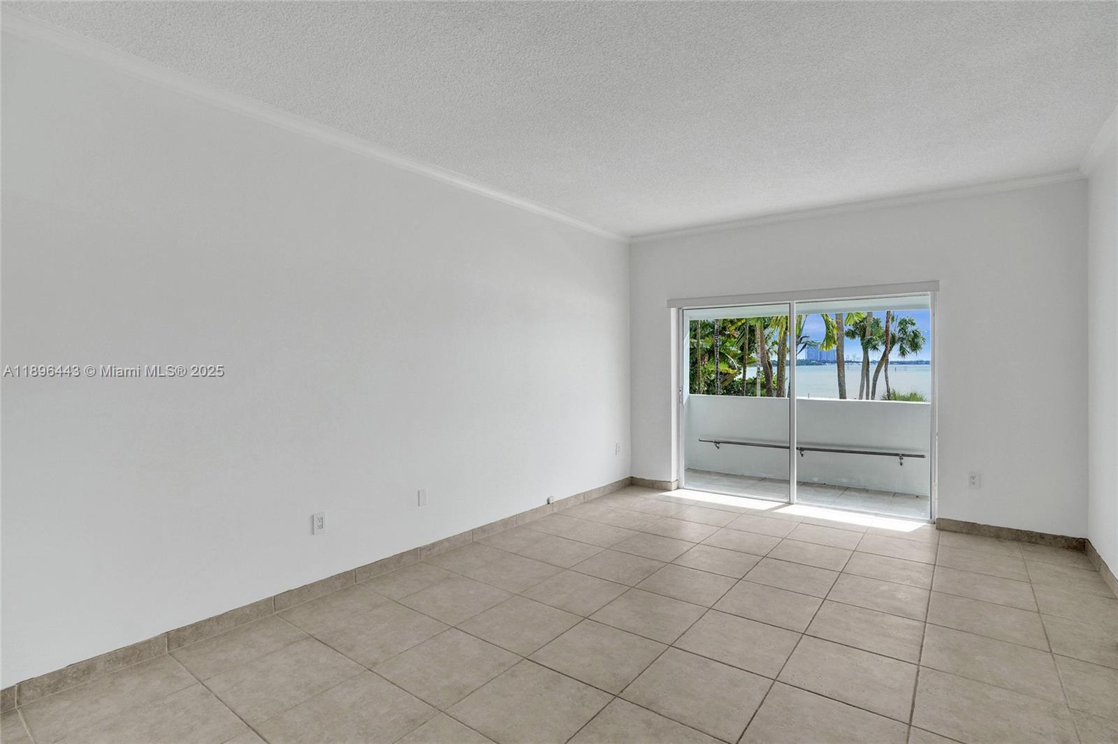 ARLEN HOUSE WEST CONDO - Residential