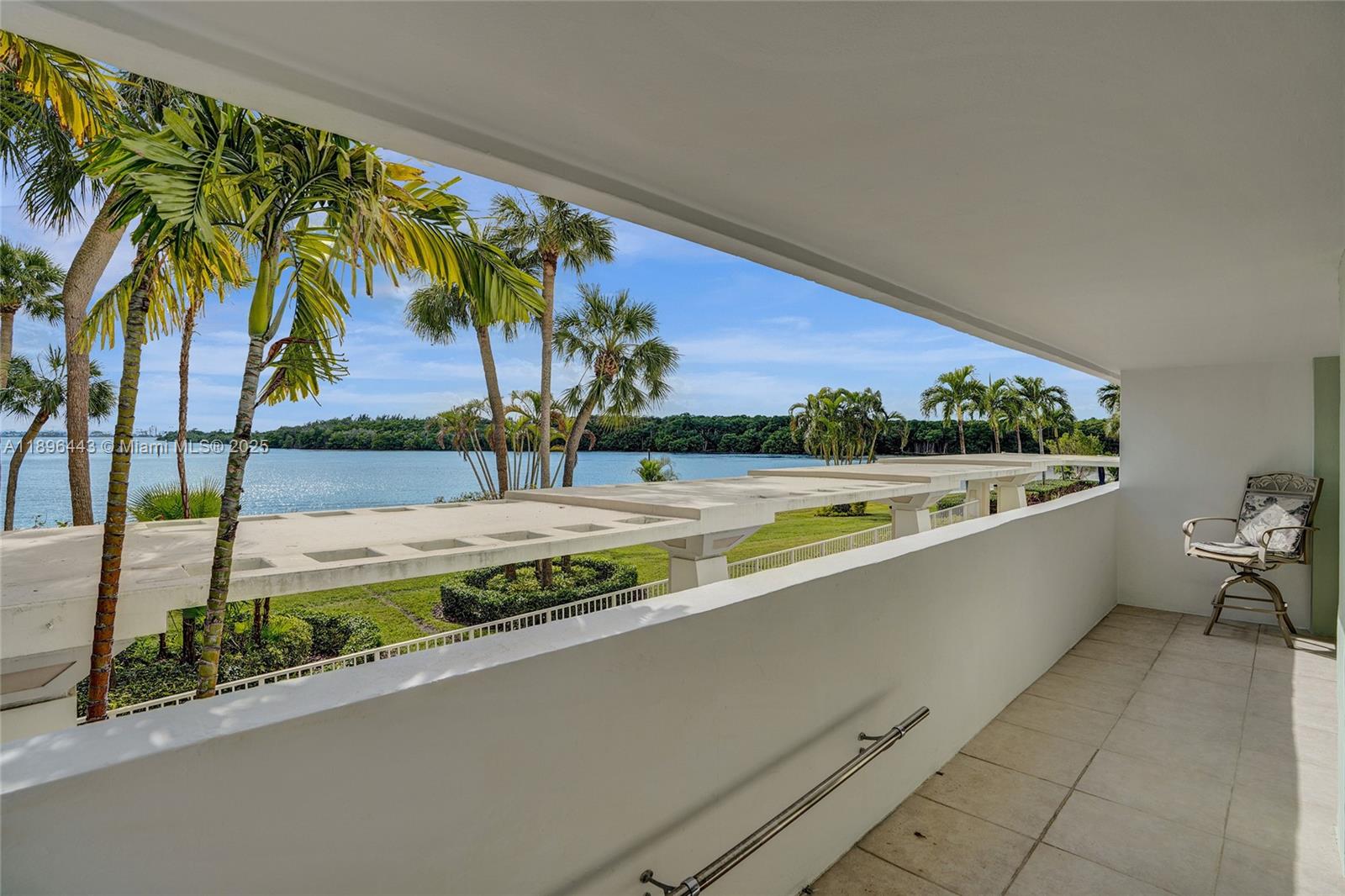 ARLEN HOUSE WEST CONDO - Residential