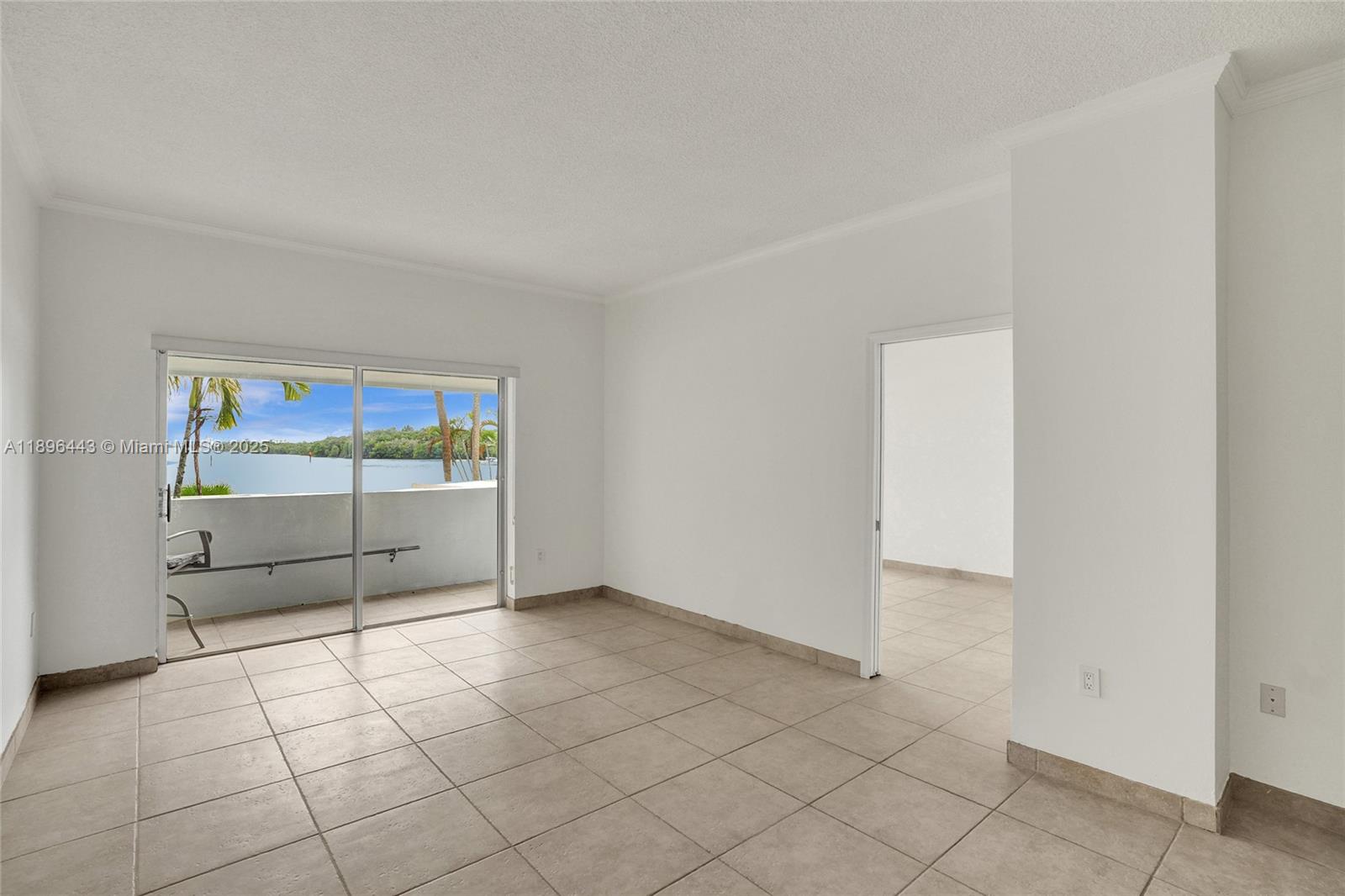 ARLEN HOUSE WEST CONDO - Residential