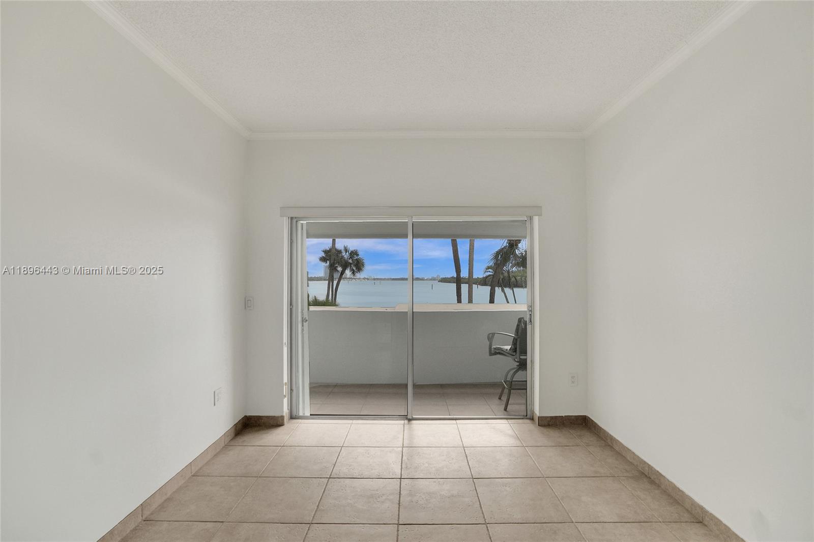 ARLEN HOUSE WEST CONDO - Residential