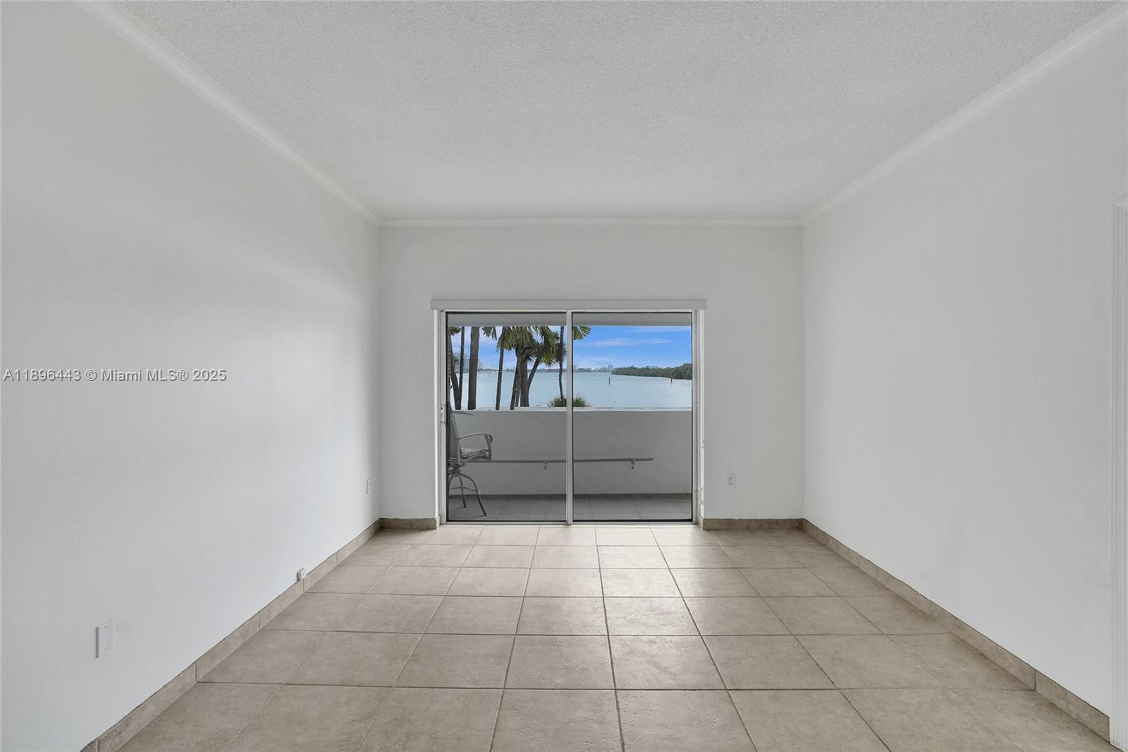ARLEN HOUSE WEST CONDO - Residential