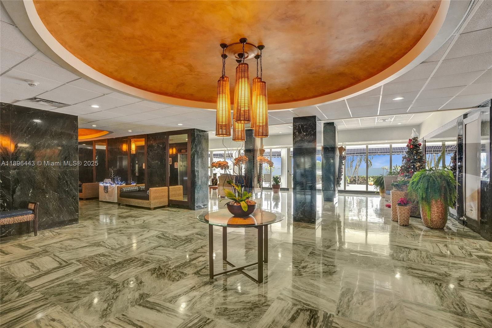 ARLEN HOUSE WEST CONDO - Residential