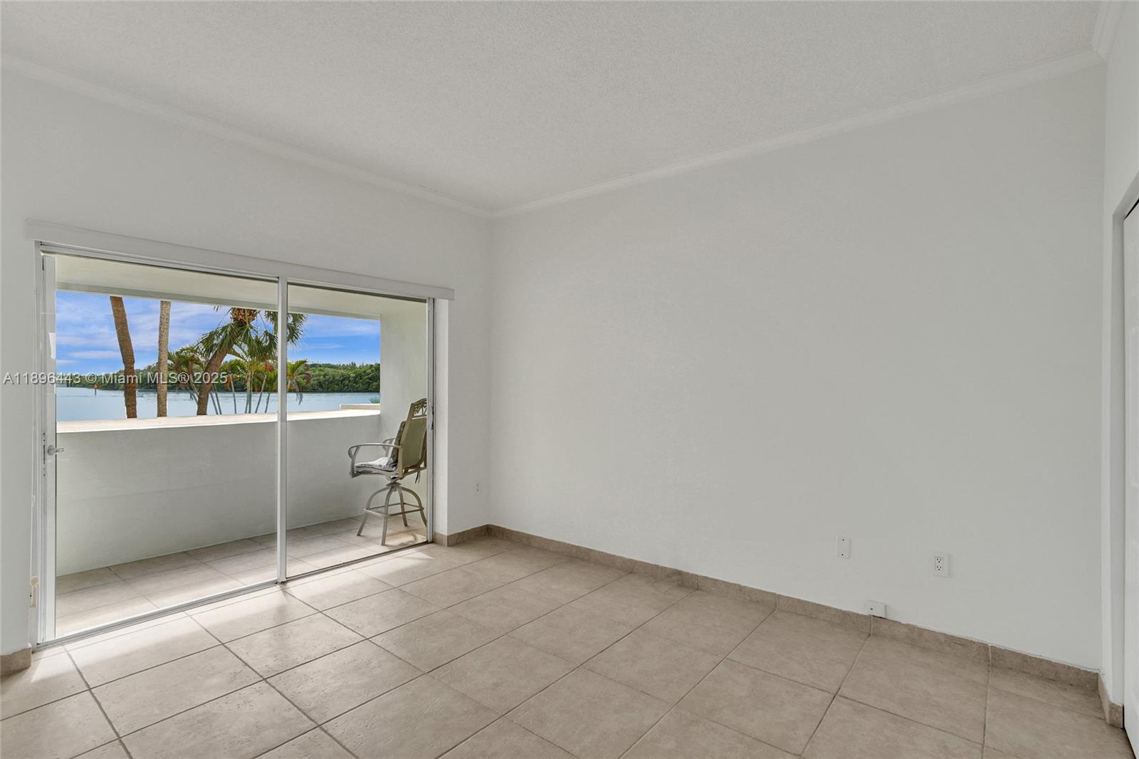 ARLEN HOUSE WEST CONDO - Residential