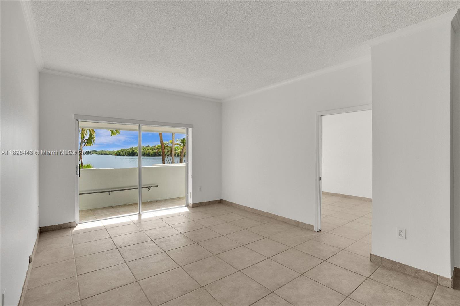 ARLEN HOUSE WEST CONDO - Residential