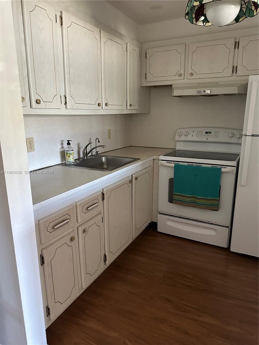 PRESCOTT C CONDO - Residential