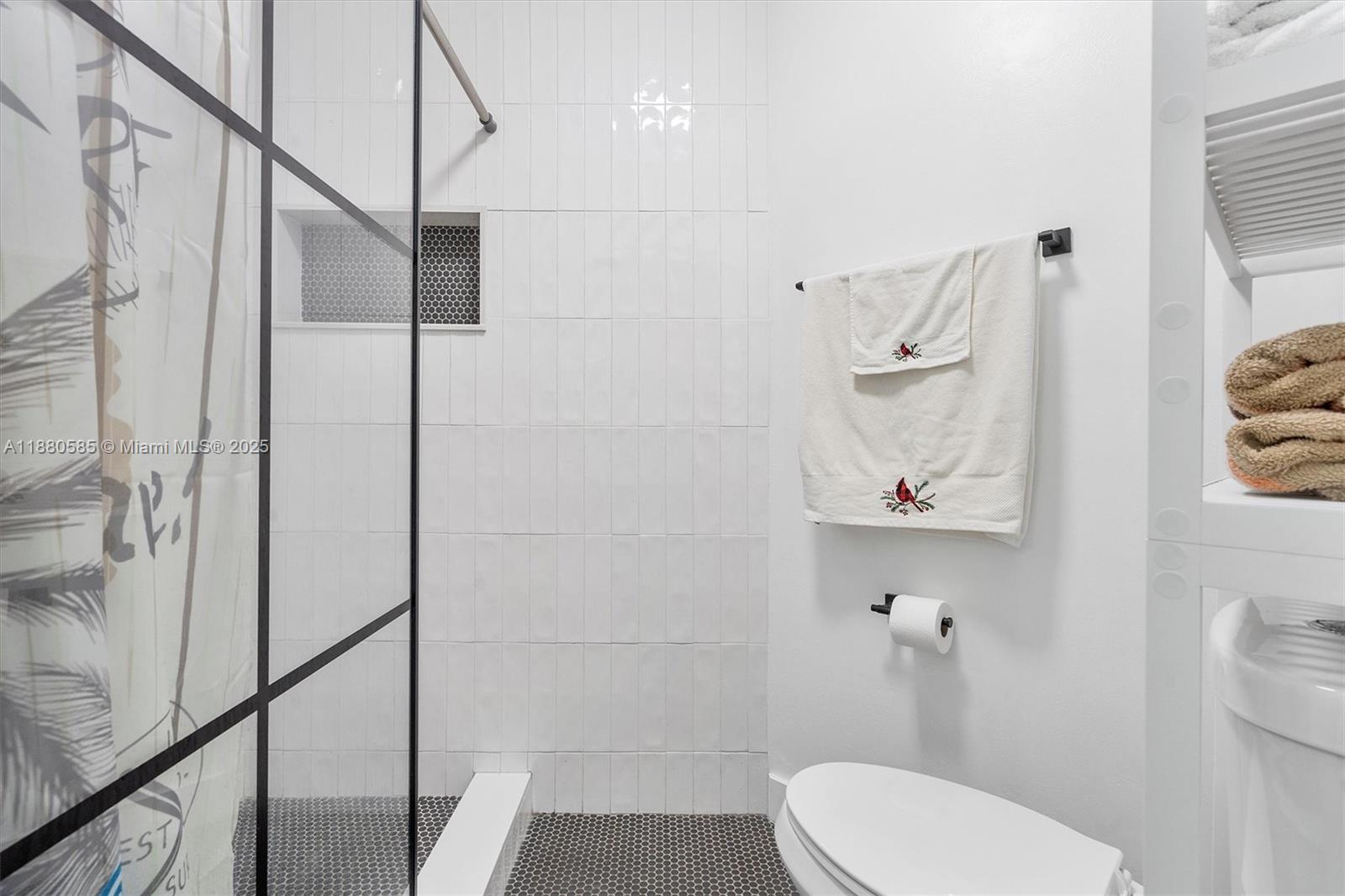 YORKVILLE - Residential