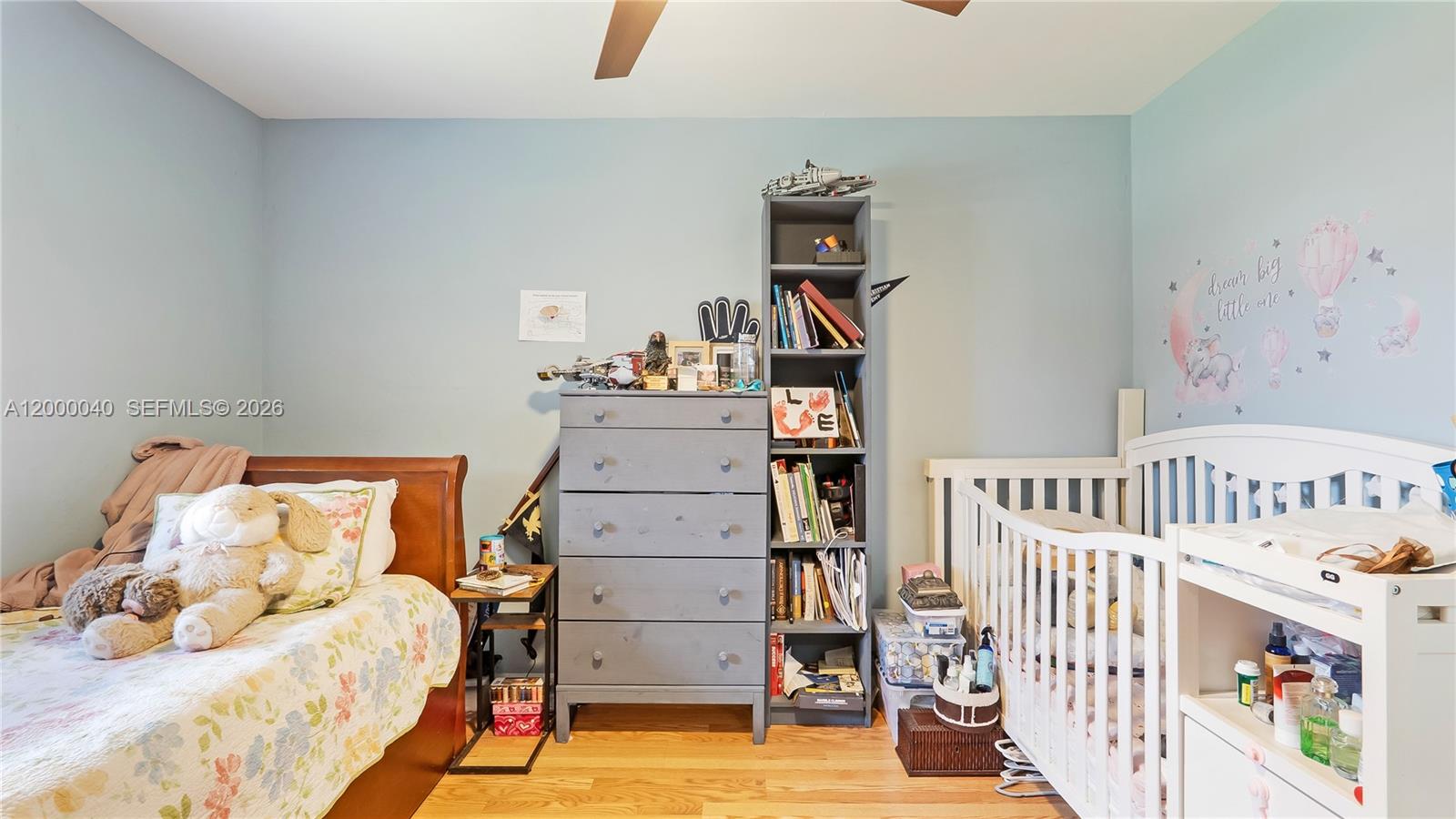 COUNTRY CLUB ESTATES UNIT - Residential