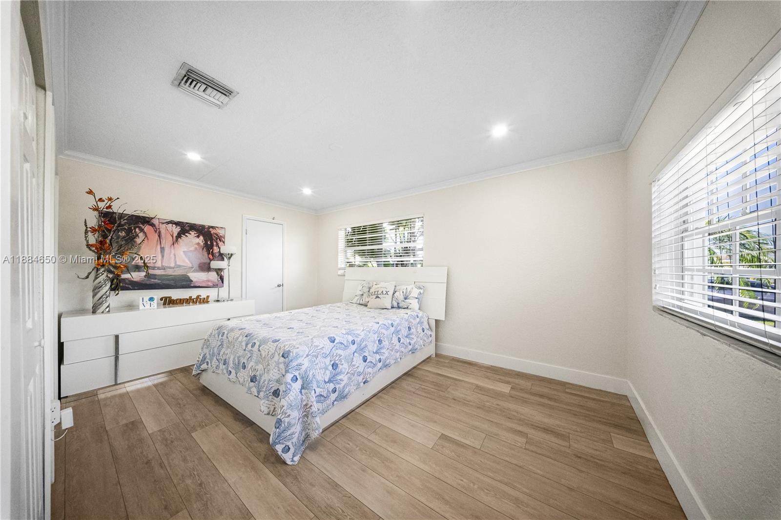 PALM SPRINGS NORTH SEC S - Residential