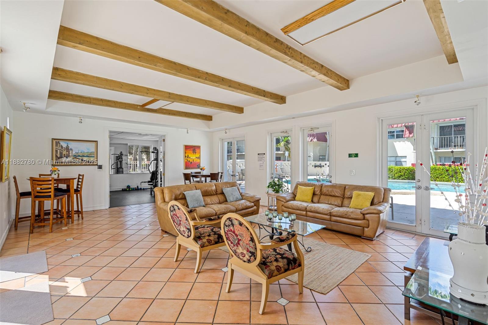 VILLAS OF PINECREST CONDO - Residential Lease